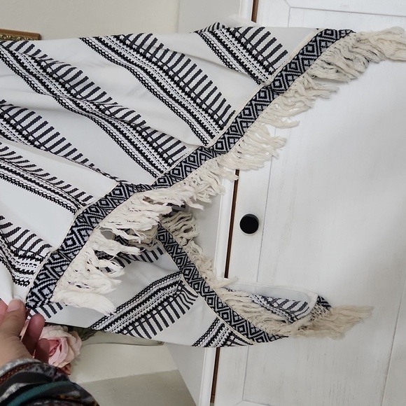 Bohemian Vest Kimono Coverup Aztec Vacation Lagenlook beachy feminine Western - Picture 4 of 8